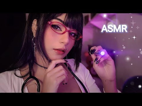 ASMR | MÉDICA TE EXAMINANDO CUIDADOSAMENTE 🩺 (voz suave)