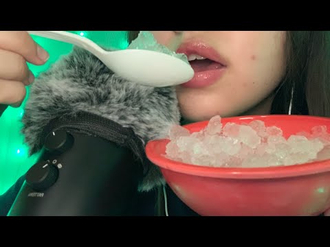 ASMR Ice Eating 🧊Mouth Sounds