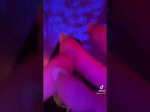ASMRnoa hand hearts