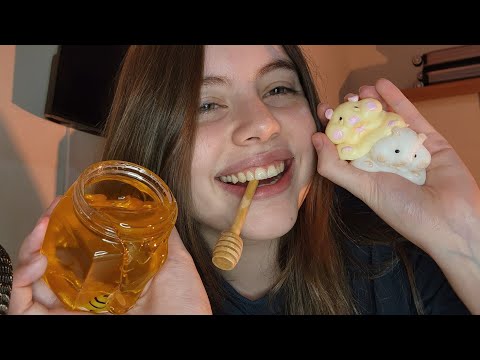 ASMR testando o meu microfone novo | sons de boca, slime, tapping e mais