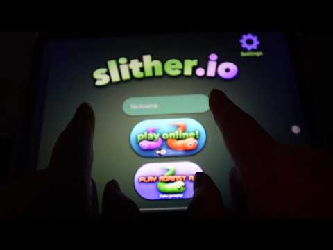 😴📱ipad ASMR with me 🐍Play the short, small and fast 🐍slither.io game whisper-click