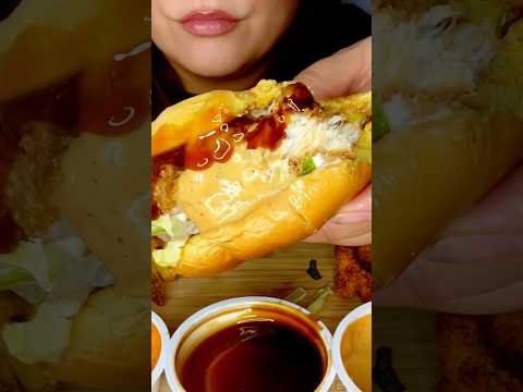KFC FRIED CHICKEN SANDWICH #asmr #kfc #chicken #food #shorts