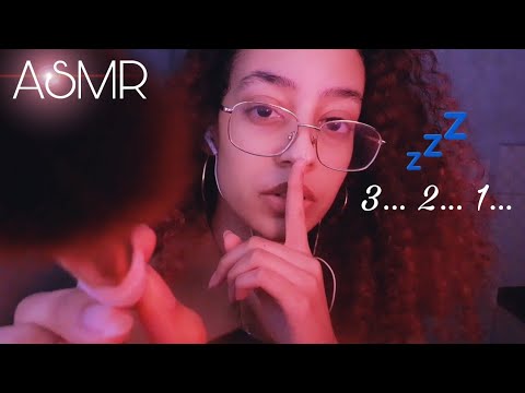 ASMR PARA RELAXAMENTO INTENSO: CAMERA BRUSHING + CONTAGEM REGRESSIVA (com sons reais de chuva)