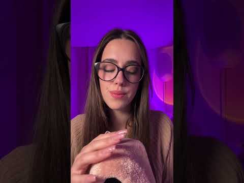 Tra poco arriva 🥹🩷 #asmr #relax #triggersforsleep #tingles