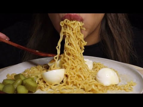 ASMR KIMCHI RAMEN NOODLES EGGS PICKLES MUKBANG no talking CREMA ASMR #asmr #mukbang #noodles #eggs