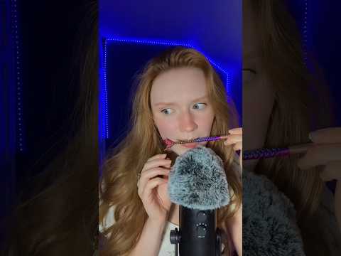 asmr 👄✨ mermaid brush ☺️🧜🏻‍♀️#beepowerasmr#mouthsounds#mermaid#mermaidbrushasmr #asmrsounds