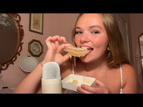 ASMR - Trying honeycomb for the first time