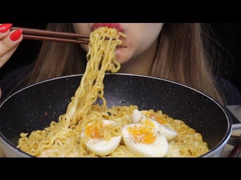 ASMR CHEESY NONGSHIM MUSHROOM RAMEN NOODLES BOILED EGGS MUKBANG no talking CREMA ASMR #asmr #mukbang