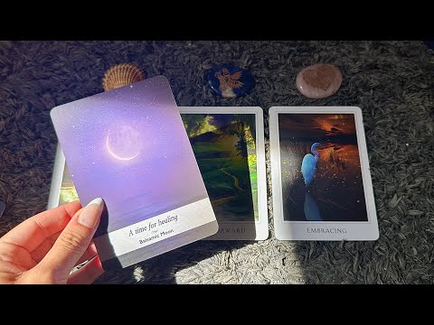 ASMR pick a card tarot - what your person thinks about you 🤍 ✨