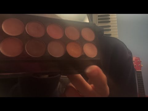 asmr doing your makeup on the screen (no talking)