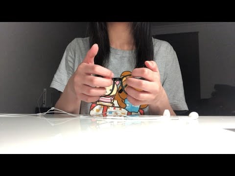asmr random tapping noises (bad quality)