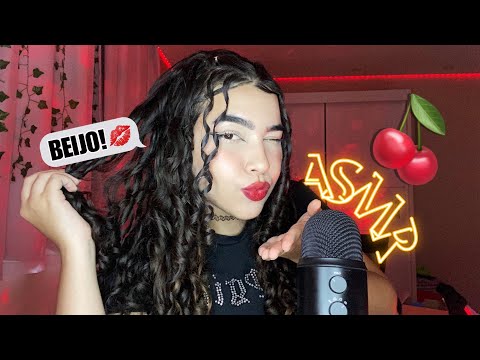 BEIJINHOS NO MICROFONE | ASMR 100 KISSES 💋