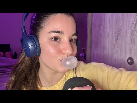 ASMR MOUTH SOUNDS CON CHICLE + tapping y fabric scratching 