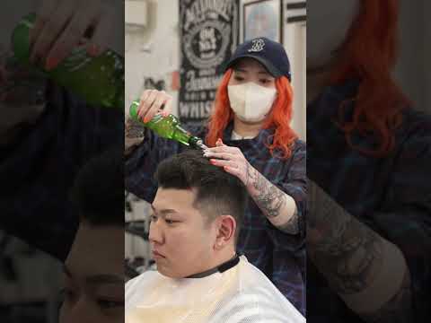 💈(ASMR) Timeless Craft – Female Barber at Family-Run Japanese Barbershop Since 1978