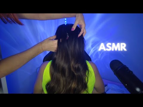 ASMR (aplicado) FAZENDO CAFUNÉ, PENTEANDO E HIDRATANDO O CABELO DA MINHA AMIGA