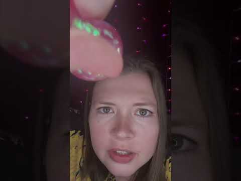 this squishy gel ball is impossible to ignore 💚 (asmr)
