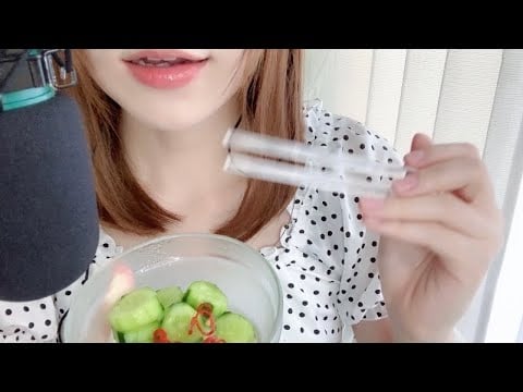 ASMR 自分で漬けた浅漬けを食べる音 Sounds of eating pickled