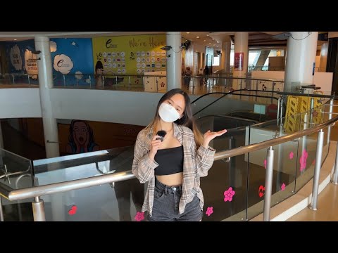 ASMR in an abandoned mall ( public asmr )