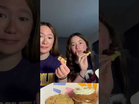 Crumbl Cookie Review w/ sister (asmr) #asmr #crumblecookies #mukbang