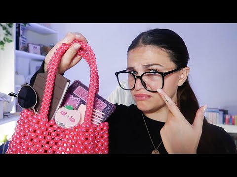 ASMR POV : La Peste fouille dans ton sac de cours