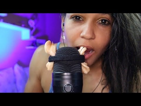 ASMR comendo sua orelha 👂👂