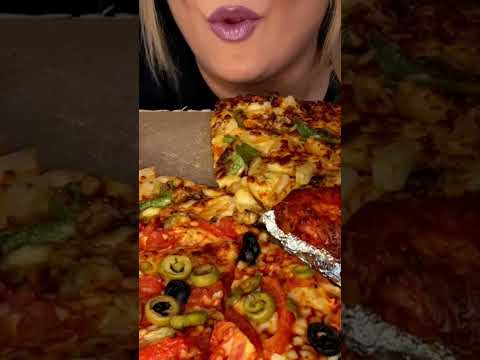 Domino’s has the BEST pizza! 😋#asmrsounds #shorts #asmr #pizza #youtubeshorts