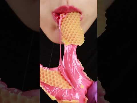 A wax candy that exists nowhere in the world🍯