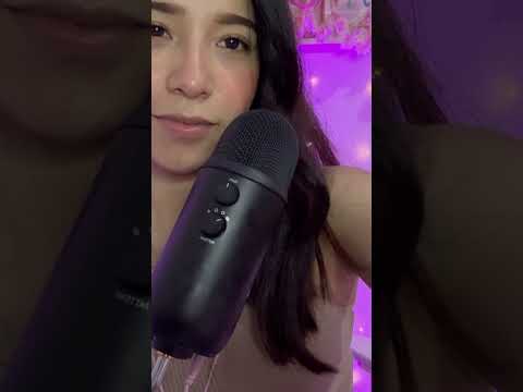 ASMR // Tu NOVIA te da MIMOS 💖 #asmr #sonidos relajantes #susurros  #short #asmrenespañol
