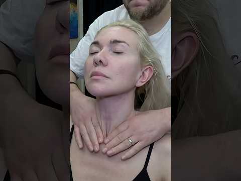 SHE WASN'T READY FOR THIS TICKLE 😮 #asmr #tickle #shorts  #footwash #femalemassage #cracks