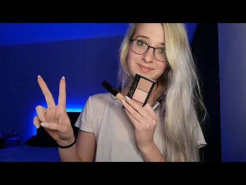 ASMR doing your makeup in 2 minutes (fast and aggressive)