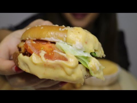 ASMR BURGERKING CRISPY CHICKEN / CHEDDAR DIP / CHILI CHEESE / no talking / CREMA ASMR #asmr #food