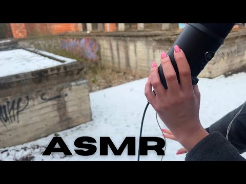 ASMR Exploring an abandoned mansion (outdoor fast & aggressive)