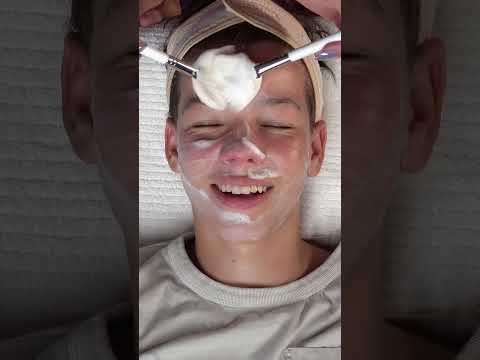 ASMR Facial with Gemma & Titus