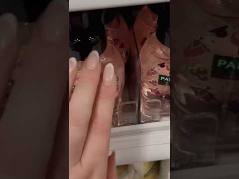 ASMR i affären #tingles #josefinasmr #relax #asmrstore #icamaxi #asmrsvenska #asmr #asmrshorts #sova
