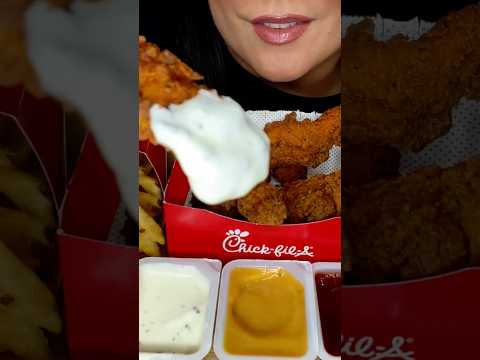 CHICK-FIL-A SPICY CHICKEN STRIPS #asmr #chicken