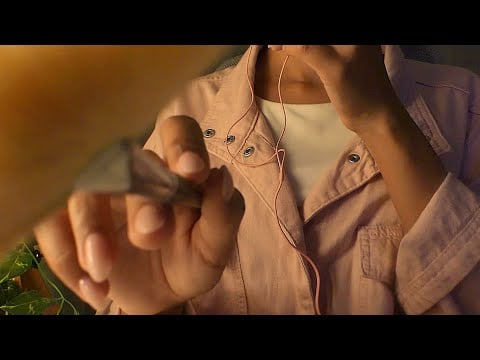 ASMR echoing mouth sounds + brushing your face (layered visual) 🖌️💗