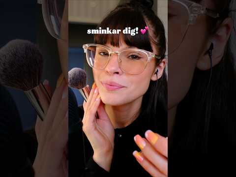 ASMR sminkar dig på 2 min💄