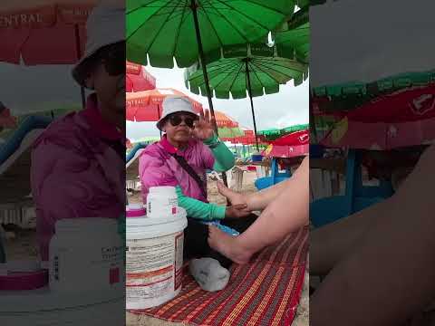 Fenomenal masaje en una playa de Tailandia #beach #massage #relaxing #short
