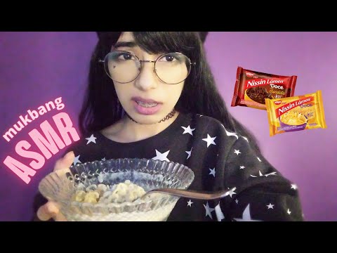 ASMR MUKBANG | ME DESAFIEI A TERMINAR DE COMER O MIOJO DOCE E PERDI