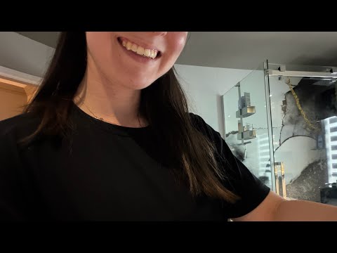 ASMR MOUTH SOUNDS & HAND MOVEMENTS