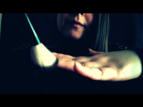 Štětečkování obličeje, nesrozumitelné šeptání ASMR cz/brushing face, inaudible whispering ASMR