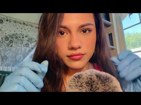 ASMR 1 Min Mic Brushing with Gloves