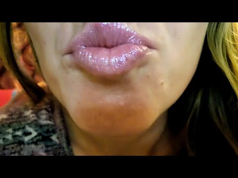 ASMR - soft kisses, no talking 💋