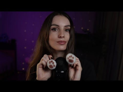 Want Relaxing ASMR? Watch This Mouth Sounds and Micro Brushing Video Now
