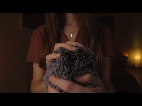 ASMR | Fluffy Mic Scratching and Mic Blowing (No Talking, Rain Sounds)
