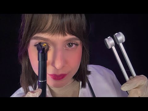 ASMR | Enfermeira da escola examinando seu ouvido