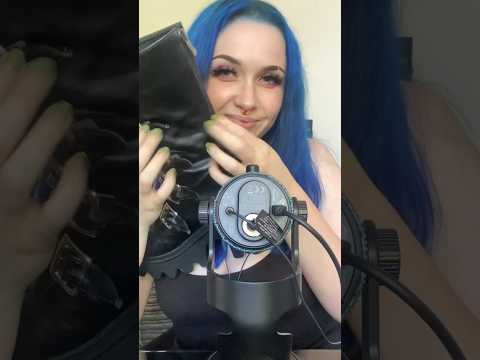 ASMR boot tapping 👢 #asmr #boots #asmrtapping #tapping #boottapping