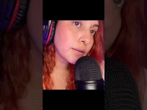 Soplando las malas vibras♥️ ya me sigues? #asmr #asmrcommunity #youtubeshorts #mouthsounds