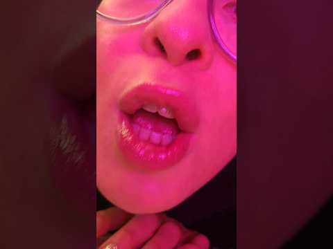 You like my lips ? #shortsviral  #asmr #lips #lipglosspopping #lipgloss