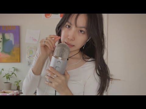 ASMR ｜Nearly Happy New Year｜Whispers, Hand Sounds (SoftSinging Included）囁き、ハンドサウンド